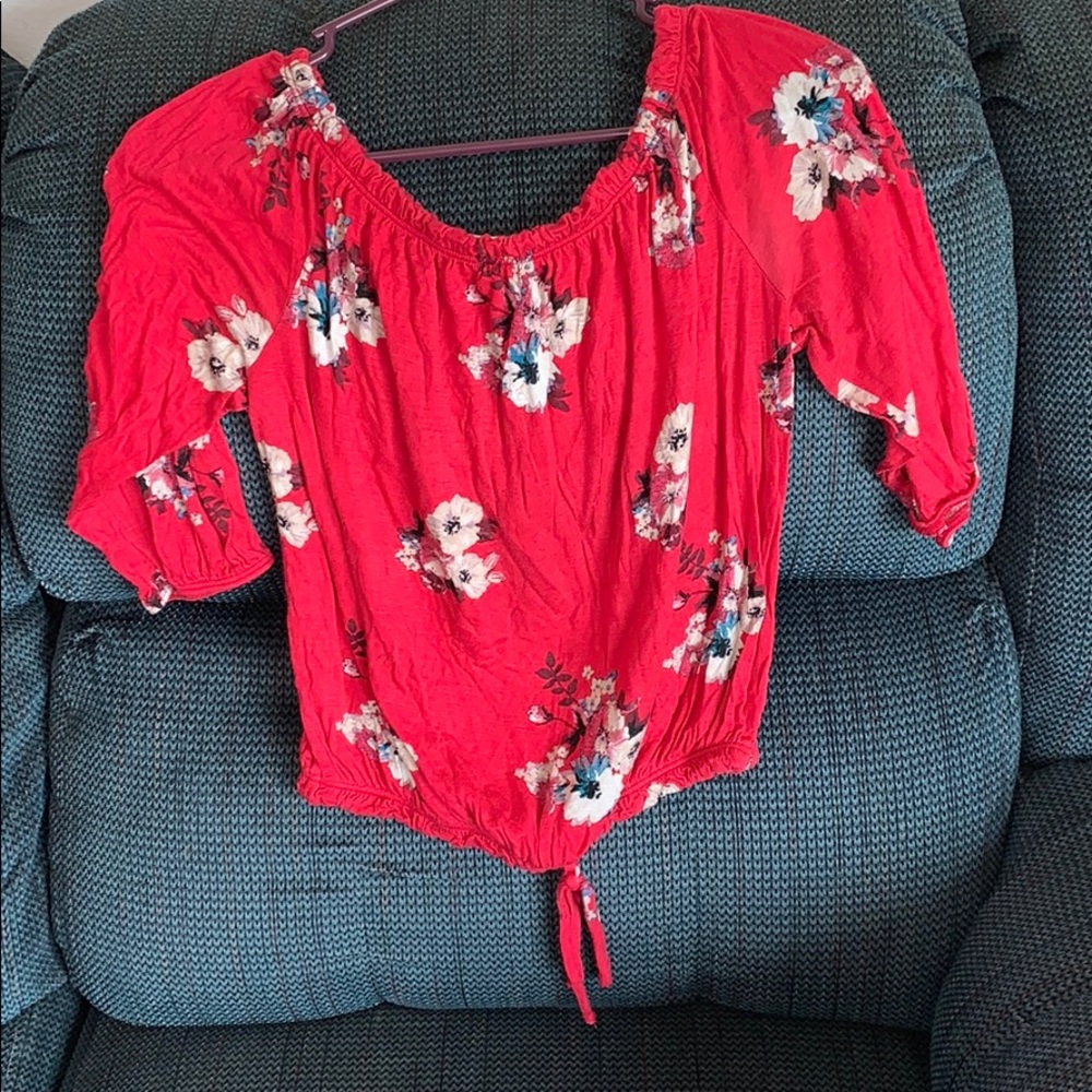 Off the shoulder crop shirt